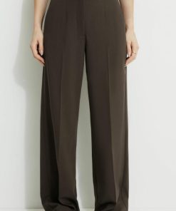 Newmoun.shop52bbdd5de8 2