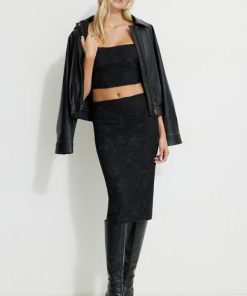 Newmoun.shop849cf79d05 1