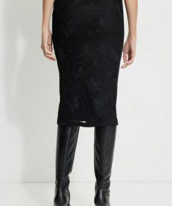 Newmoun.shop849cf79d05 3